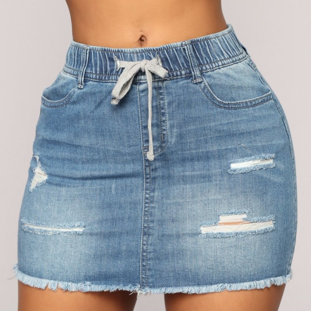 Presley distressed mini skirt